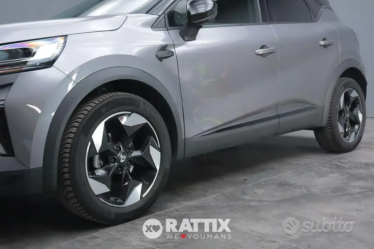 Usata Renault Captur Techno 91 CV (66 kW) 2025 Grigio SUV
