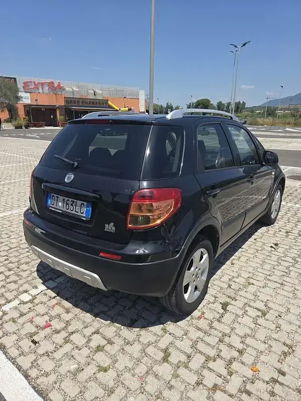 Usata Fiat Sedici 107 CV (78 kW) 2008 SUV