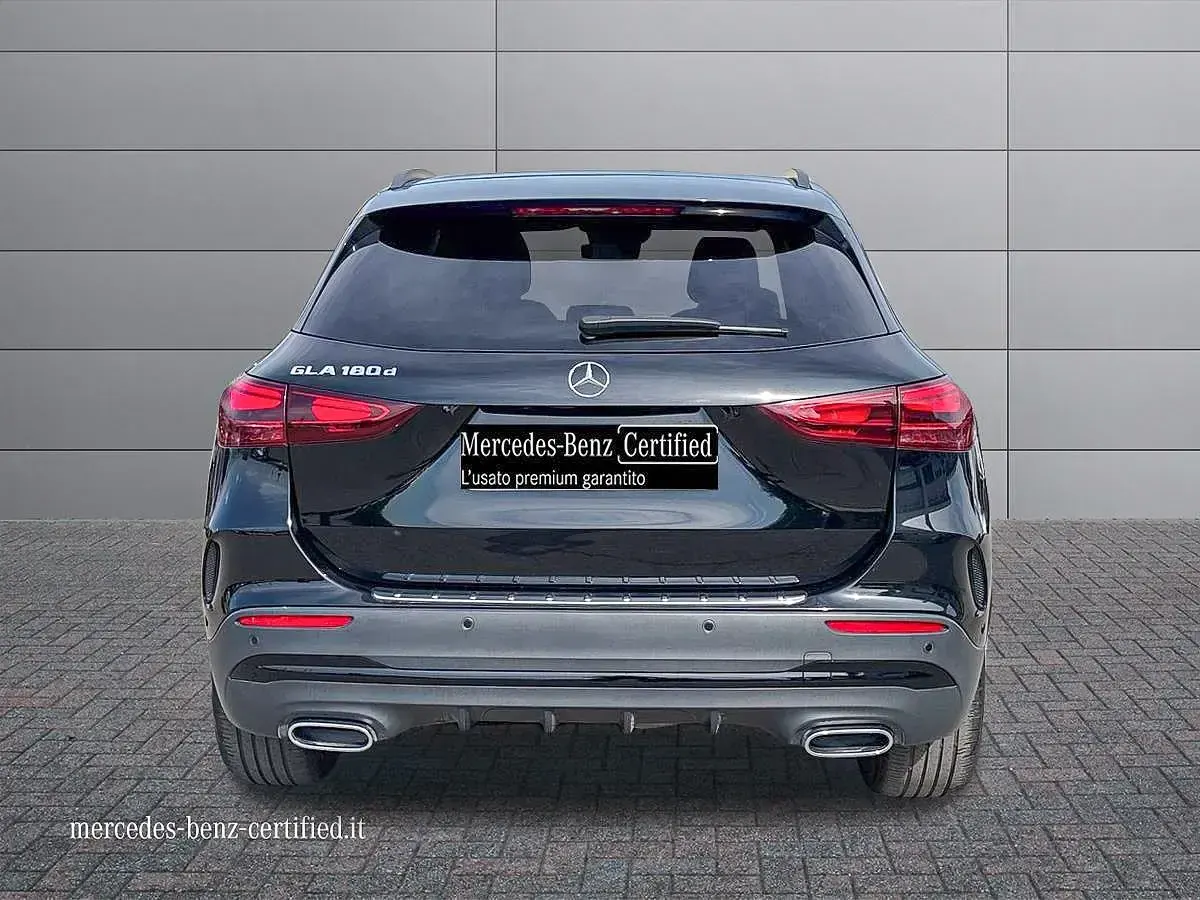 Usata Mercedes GLA180 Advanced Plus 116 CV (85 kW) 2023 Grigio medio SUV