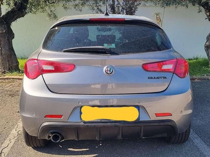 Usata Alfa Romeo Giulietta 120 CV (88 kW) 2019 Grigio Utilitaria