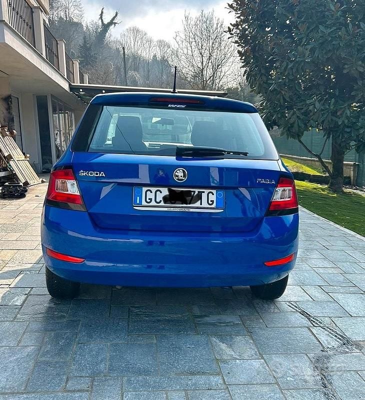 Usata Skoda Fabia 2019 Blu Utilitaria