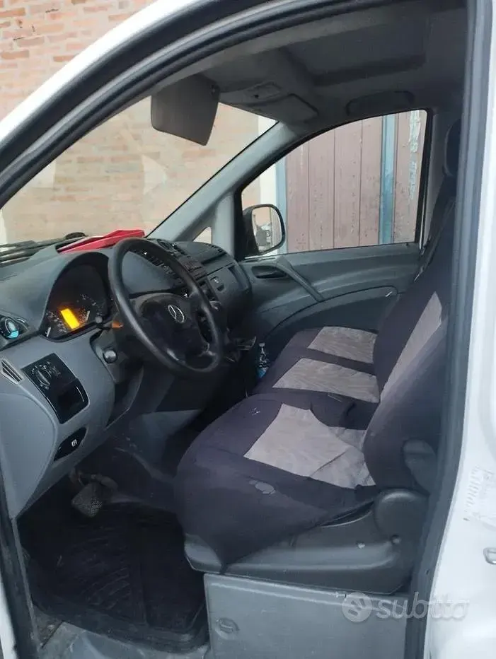 Usata Mercedes Vito 2009 Bianco Furgone