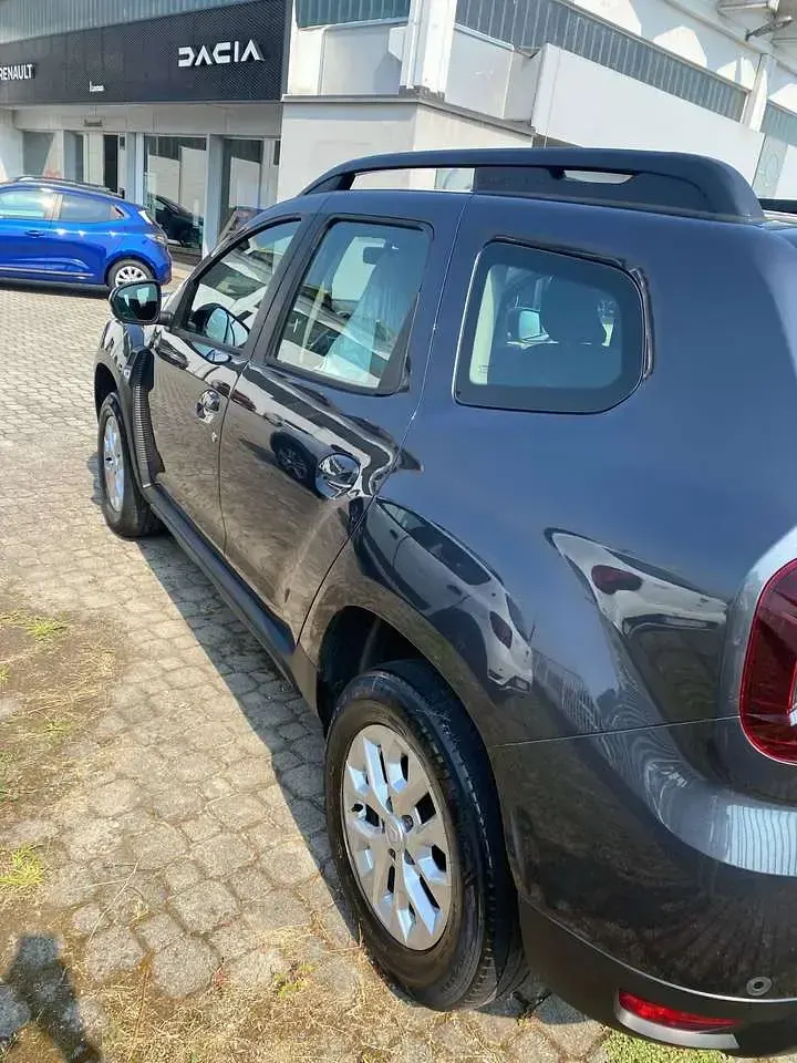 Usata Dacia Duster Comfort 101 CV (74 kW) 2021 Grigio SUV