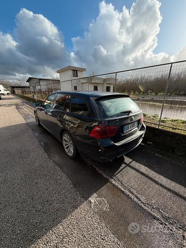 Usata BMW 320 177 CV (130 kW) 2009 Nero Station wagon