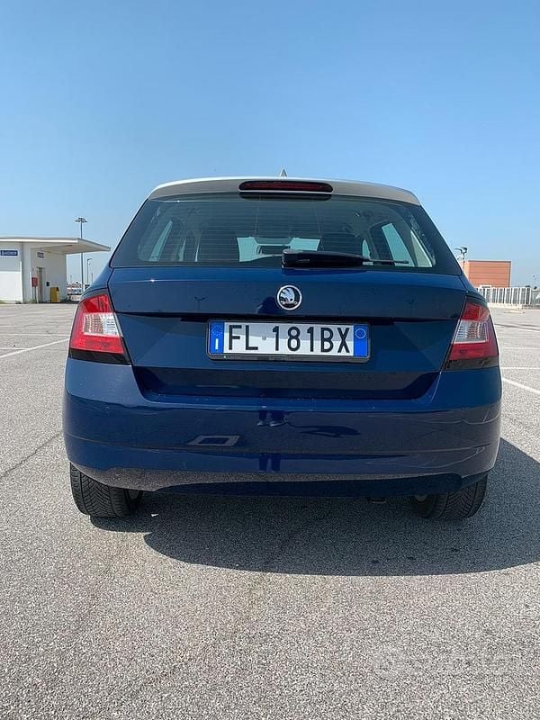 Usata Skoda Fabia 60 CV (44 kW) 2017 Blu Utilitaria