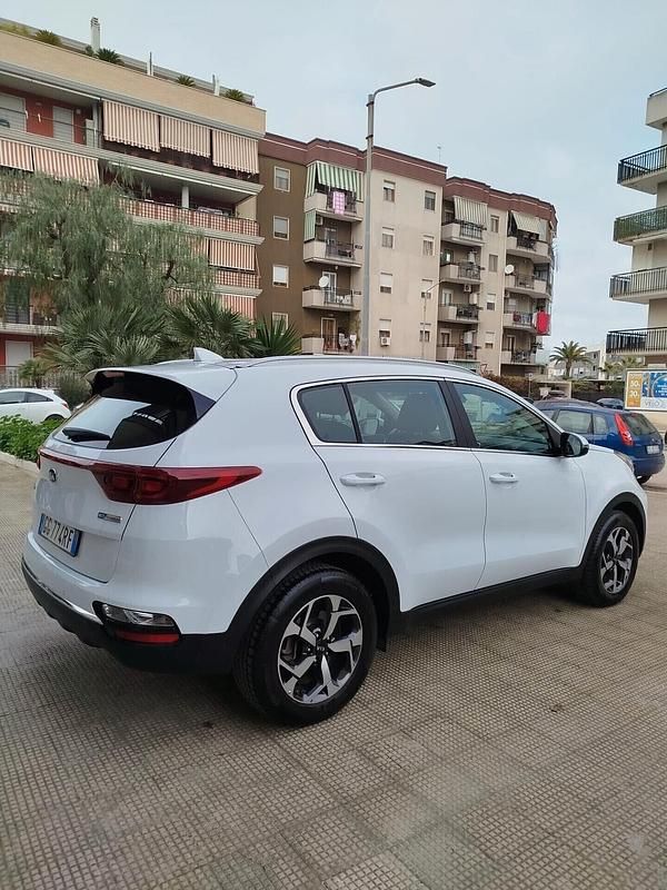 Usata Kia Sportage Style 135 CV (99 kW) 2021 Bianco SUV