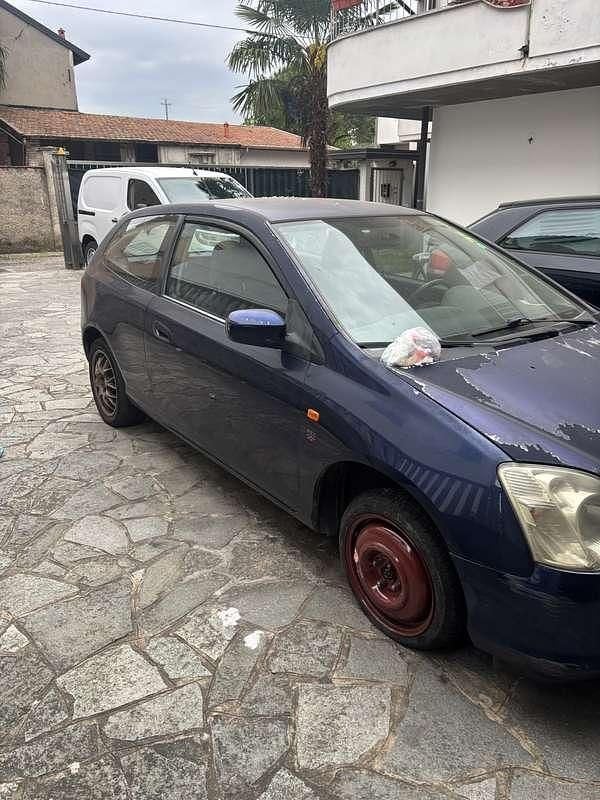 Usata Honda Civic LS 105 CV (77 kW) 2002 Coupé