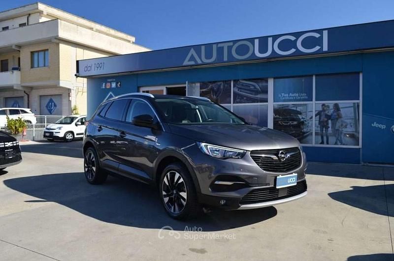 Usata Opel Grandland X Innovation 131 CV (96 kW) 2019 Dark gray metallic SUV