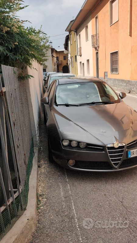 Usata Alfa Romeo 159 150 CV (110 kW) 2008 Grigio Station wagon