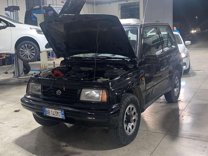 Usata Suzuki Vitara 79 CV (58 kW) 1999 SUV