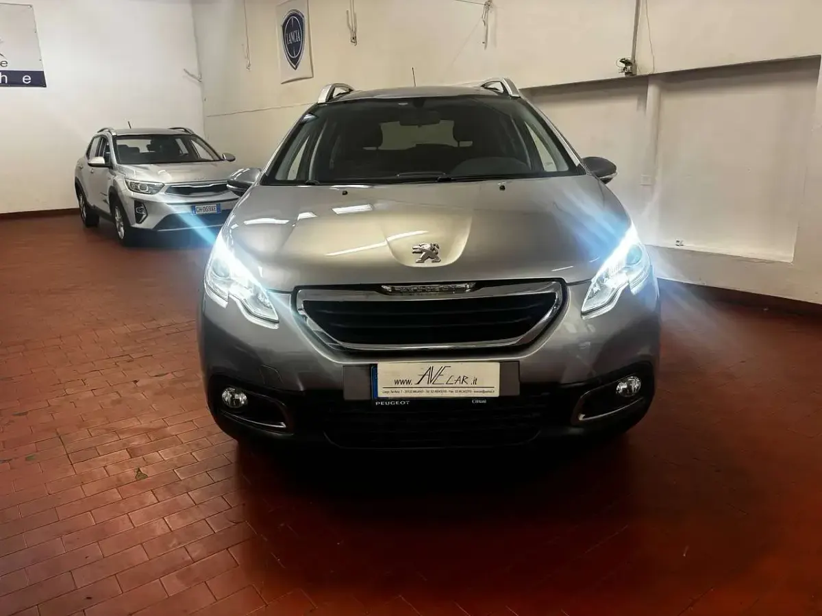Usata Peugeot 2008 Allure 82 CV (60 kW) 2013 Grigio SUV