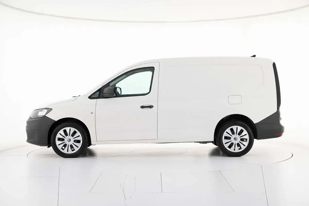 Usata VW Caddy 122 CV (89 kW) 2023 Bianco Monovolume