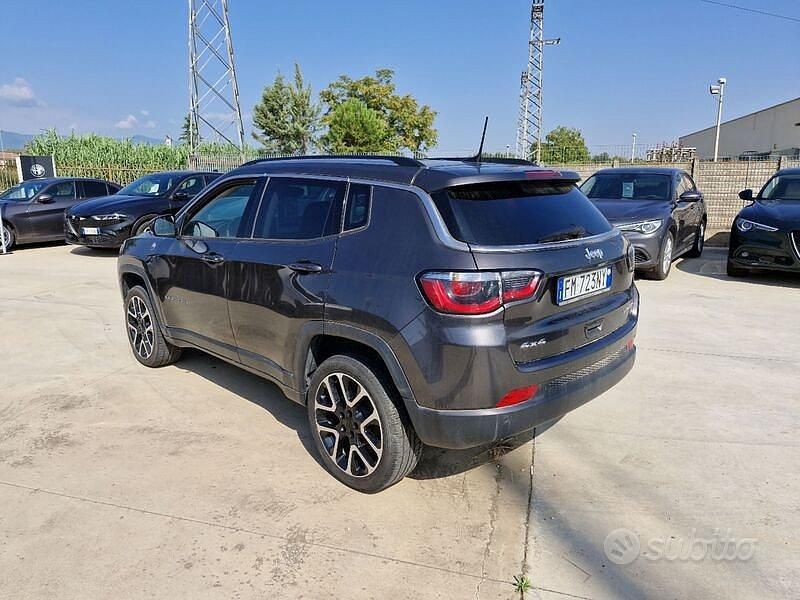 Usata Jeep Compass Opening Edition 140 CV (102 kW) 2018 Grigio SUV