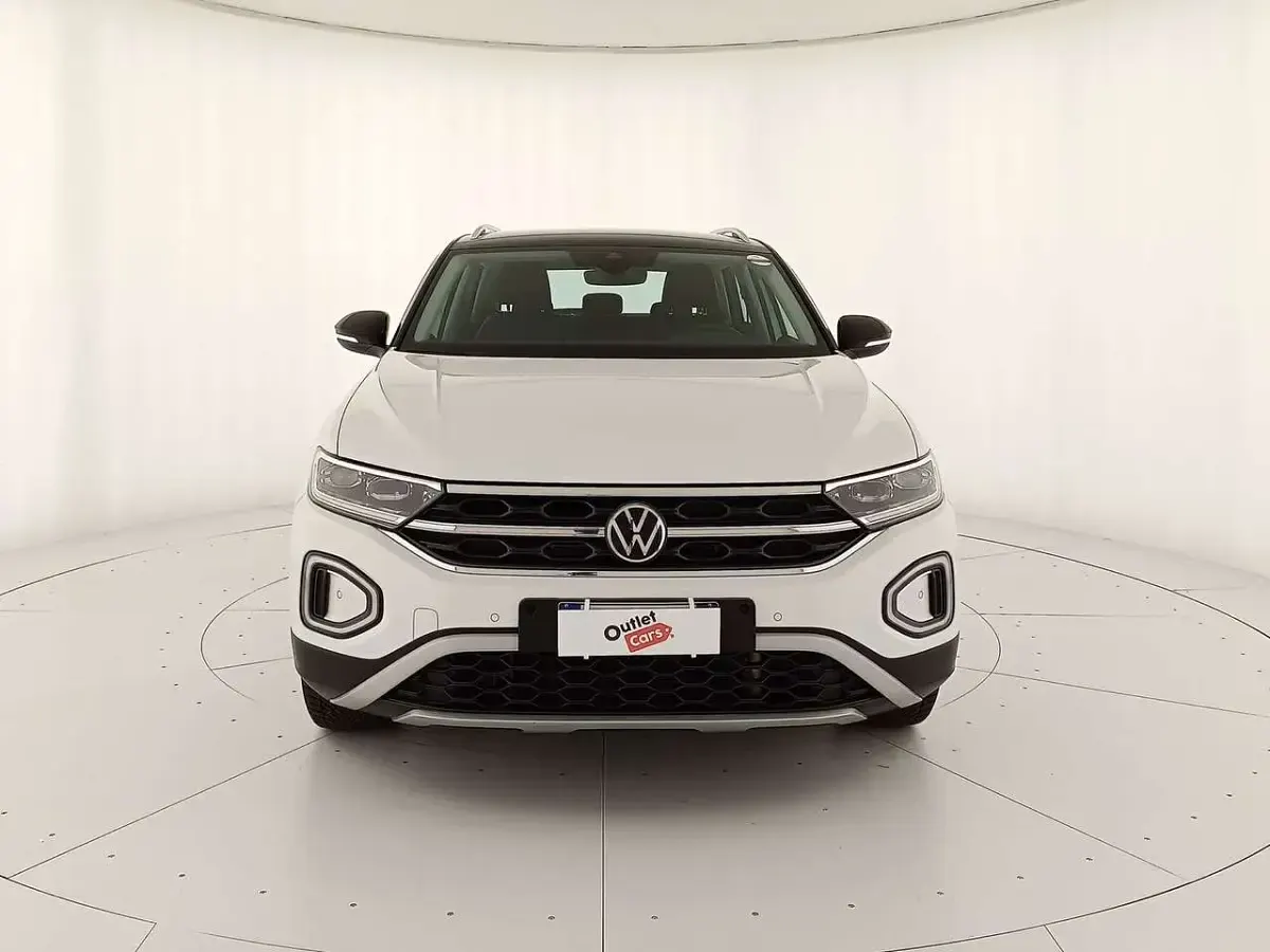 Usata VW T-Roc Style 150 CV (110 kW) 2023 Pure white nero SUV