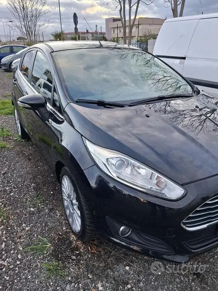 Usata Ford Fiesta 2013 Nero