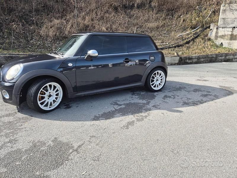 Begagnad Mini Cooper 109 HK (80 kW) 2008 Svart Halvkombi