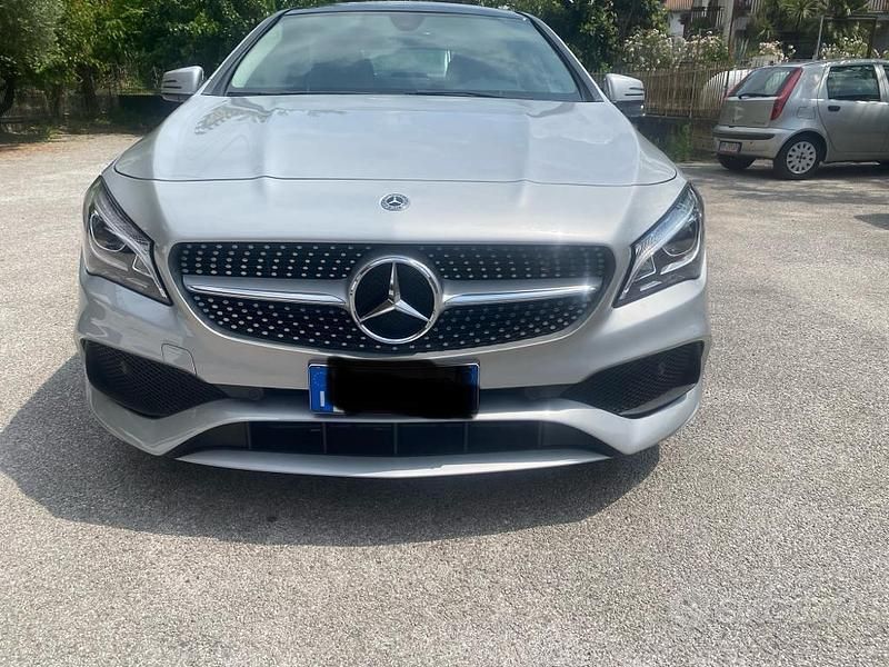 Grigio Usata 2018 Mercedes CLA200 Tre volumi | 20.000 € (Buon prezzo) - Immagine 1/4
