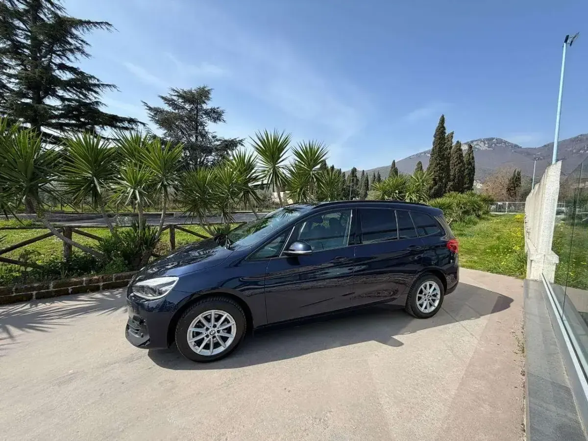 Usata BMW 216 Gran Tourer Luxury Line 116 CV (85 kW) 2020 Bianco Monovolume