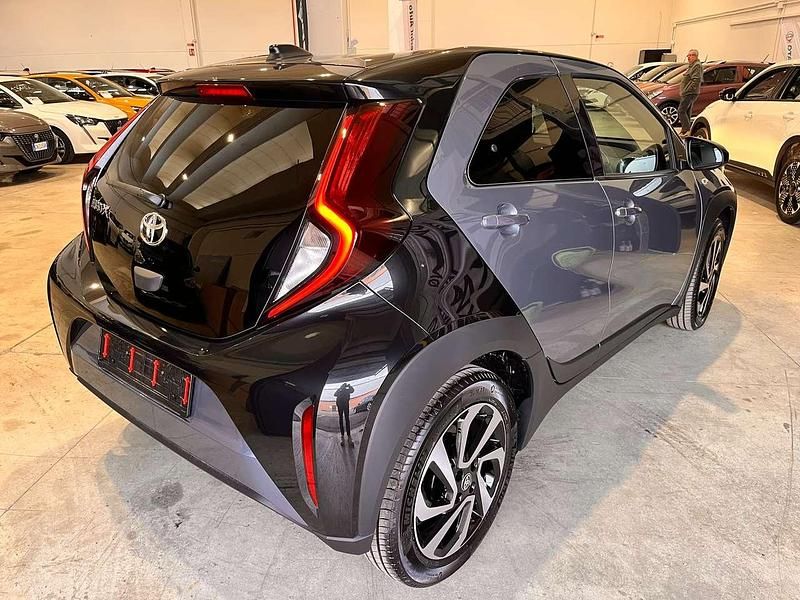 Nuova Toyota Aygo X Trend 72 CV (52 kW) 2025 Grigio SUV