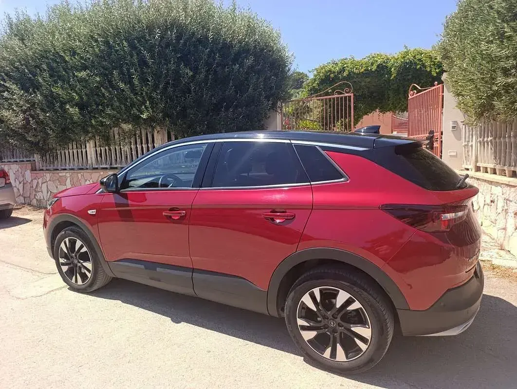 Usata Opel Grandland X Business 131 CV (96 kW) 2020 Rosso SUV
