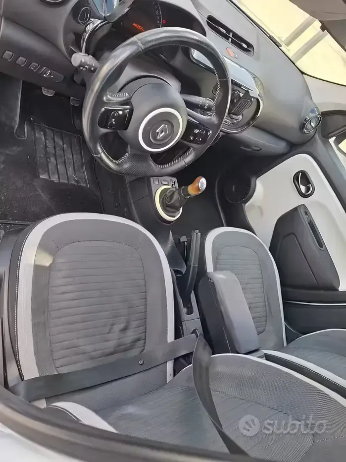 Usata Renault Twingo 75 CV (55 kW) 2015 Bianco Utilitaria