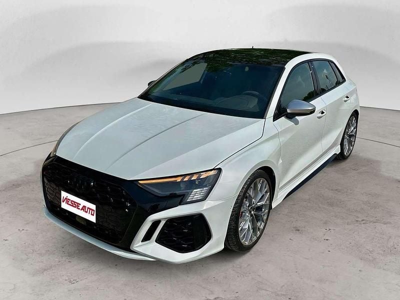 Bianco Usata 2022 Audi RS3 Ambiente Tre volumi | 64.900 € (Molto cara) - Immagine 1/4