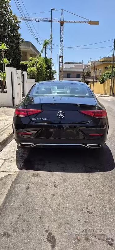 Usata Mercedes CLS300 Premium Plus 245 CV (180 kW) 2019 Nero Coupé