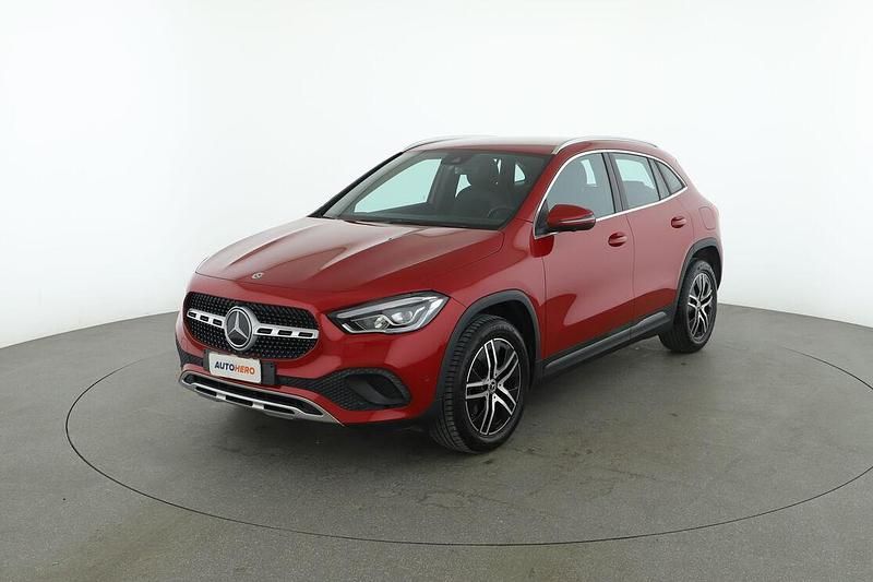 Rosso Usata 2021 Mercedes GLA180 SUV | 30.399 € (Ottimo prezzo) - Immagine 1/4