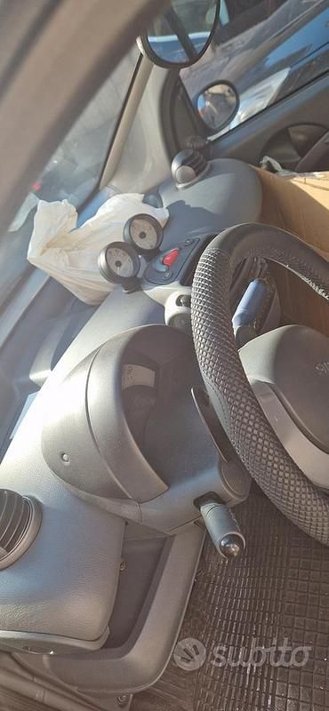 Blu Usata 2004 Smart ForTwo Coupé Coupé | 2500 € (Buon prezzo) - Immagine 1/4