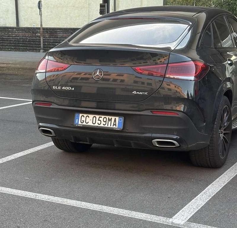 Usata Mercedes GLE400 Premium Plus 330 CV (242 kW) 2020 Nero SUV