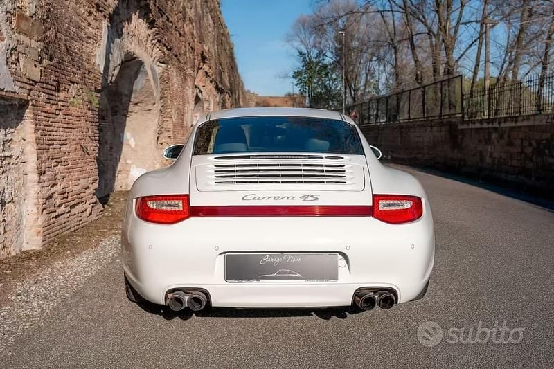 Usata Porsche 911 Carrera 4S 385 CV (283 kW) 2010 Bianco Coupé