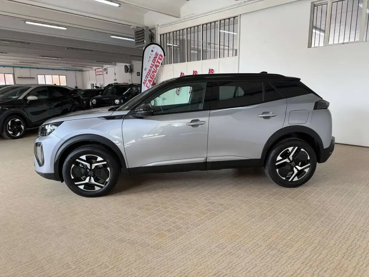 Usata Peugeot 2008 GTi 136 CV (100 kW) 2025 Grigio artense tetto nero SUV