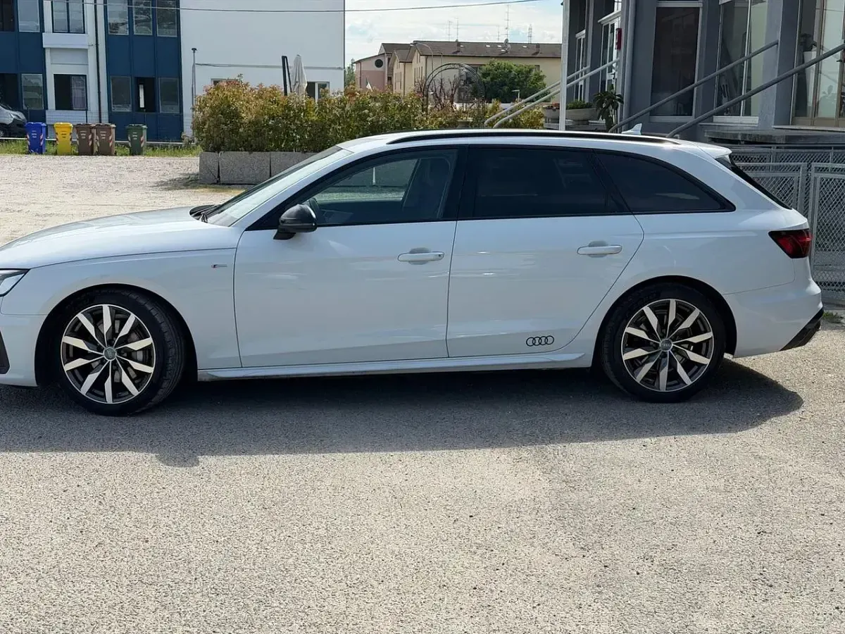 Usata Audi A4 S-Line 190 CV (139 kW) 2020 Bianco Station wagon