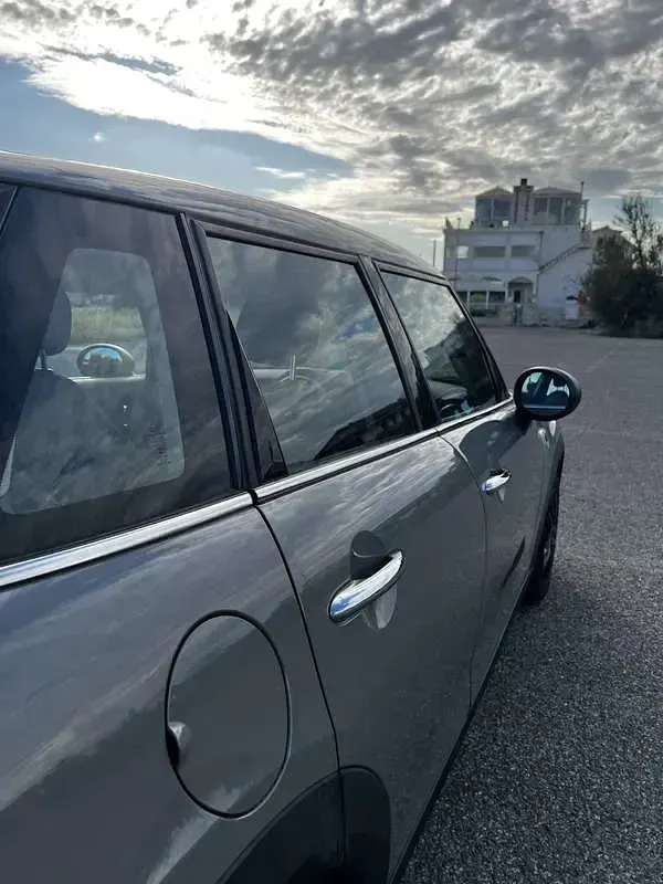 Usata Mini ONE 102 CV (75 kW) 2017 Utilitaria