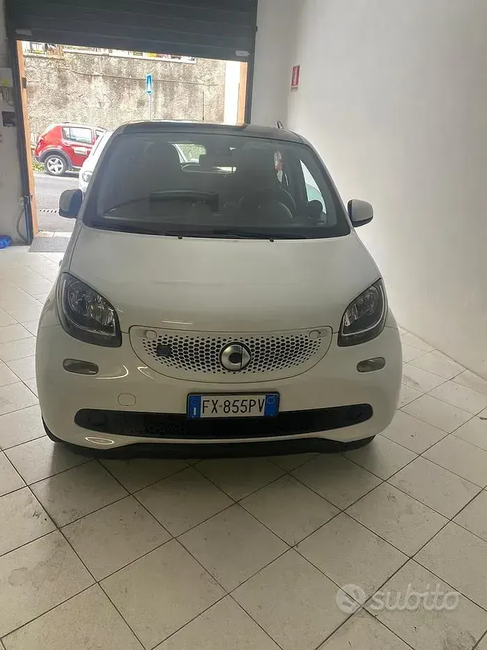 Usata Smart ForFour 41 kW (56 CV) 2019 Utilitaria