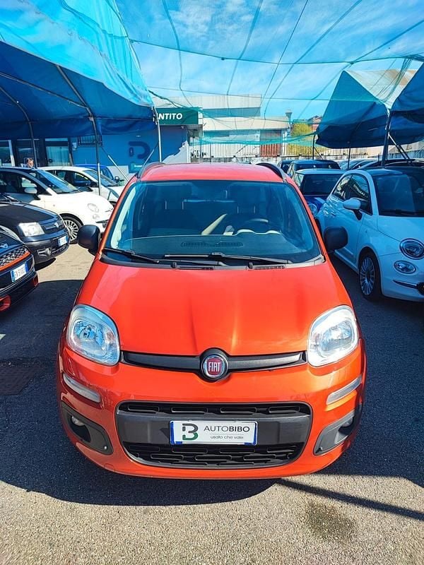 Usata Fiat Panda Lounge 95 CV (69 kW) 2016 Arancione Utilitaria