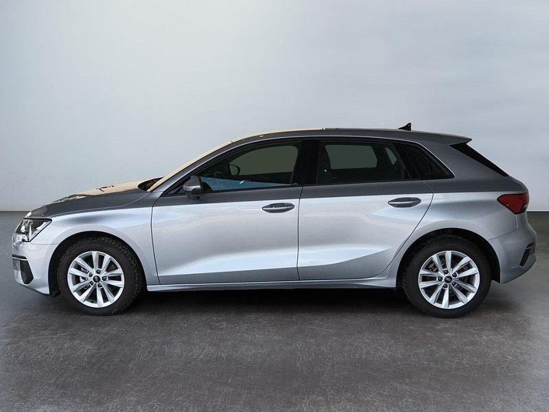 Usata Audi A3 Sportback Business 116 CV (85 kW) 2024 Argento Utilitaria
