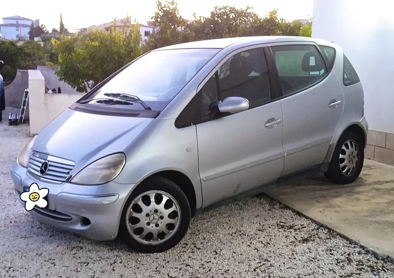 Usata Mercedes A170 95 CV (69 kW) 2002 Grigio Monovolume