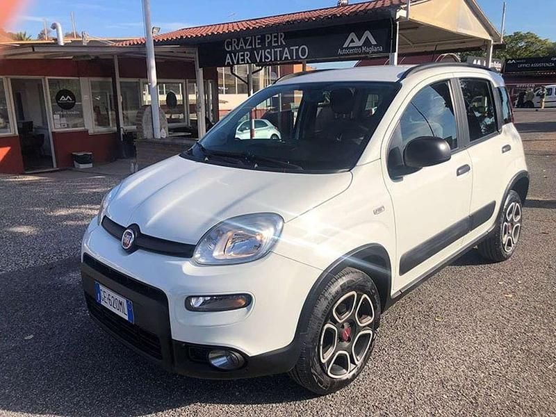 Usata Fiat Panda City Life 71 CV (52 kW) 2021 Bianco Utilitaria
