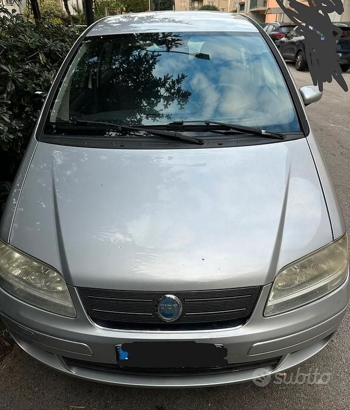 Usata Fiat Idea 2007 Grigio Monovolume