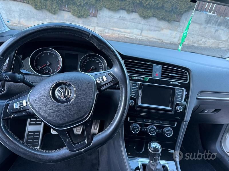 Usata VW Golf VII LOUNGE 150 CV (110 kW) 2015 Bianco Berlina