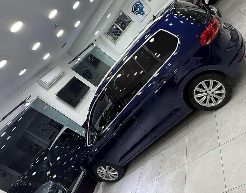 Usata VW Touran Trendline 116 CV (85 kW) 2019 Blu/azzurro Monovolume