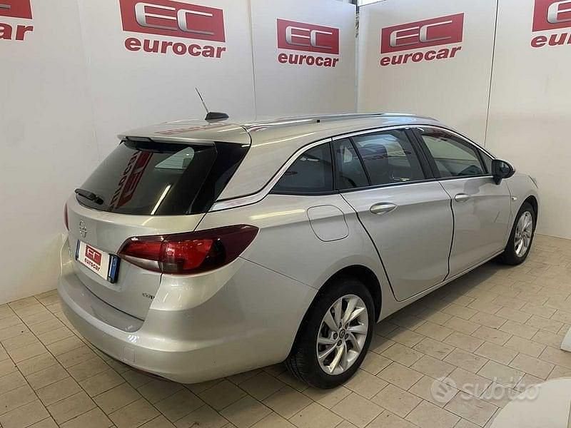Usata Opel Astra Innovation 110 CV (80 kW) 2018 Grigio Station wagon