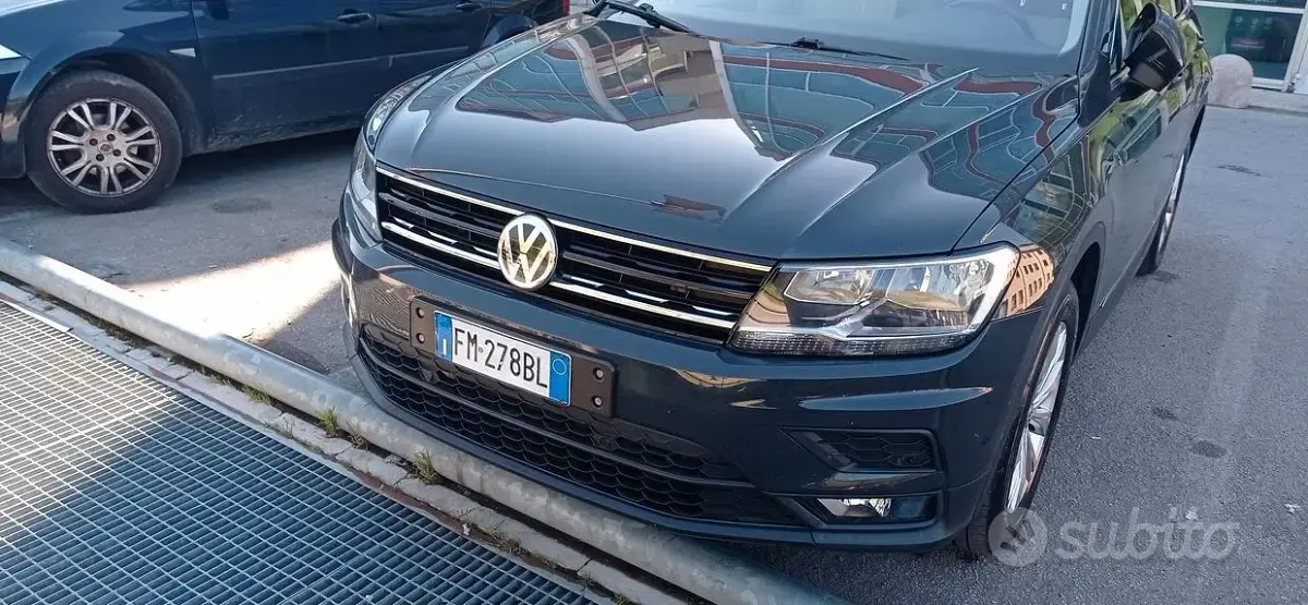 Usata VW Tiguan 150 CV (110 kW) 2017 Grigio SUV