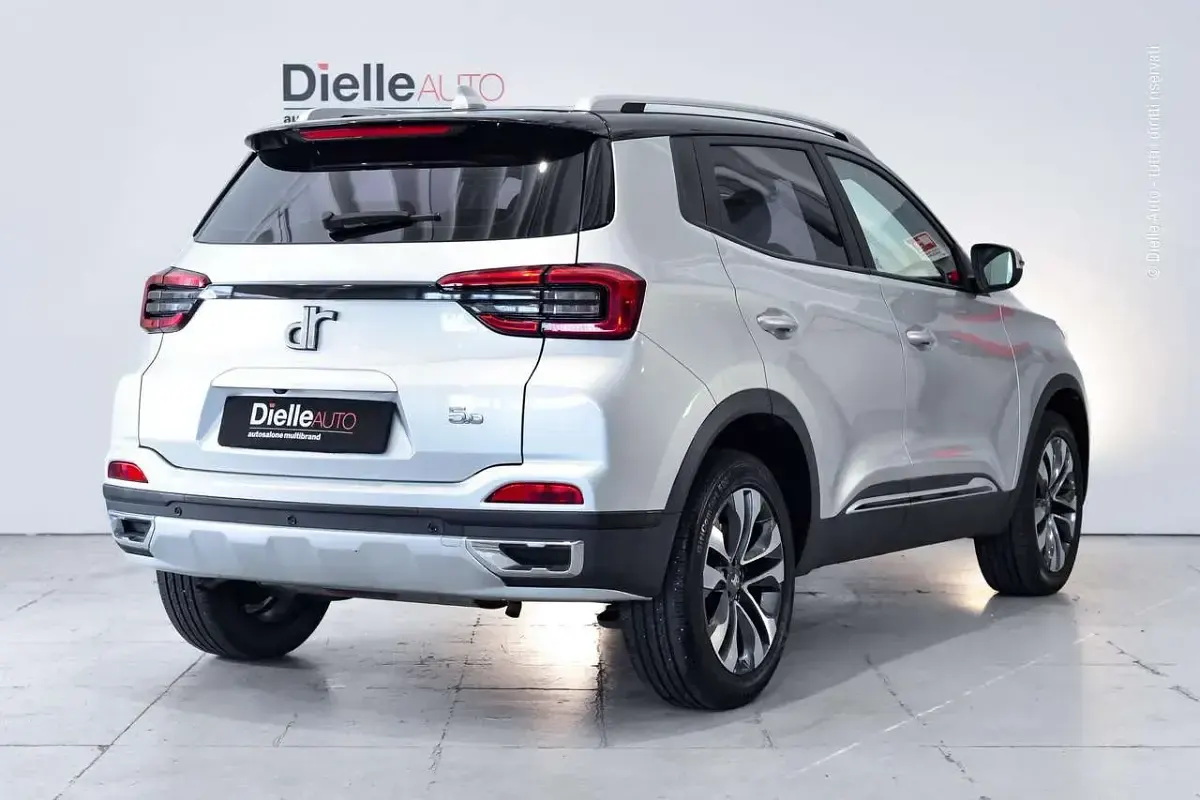 Second-hand DR DR 5.0 114 CP (83 kW) 2022 Argintiu SUV