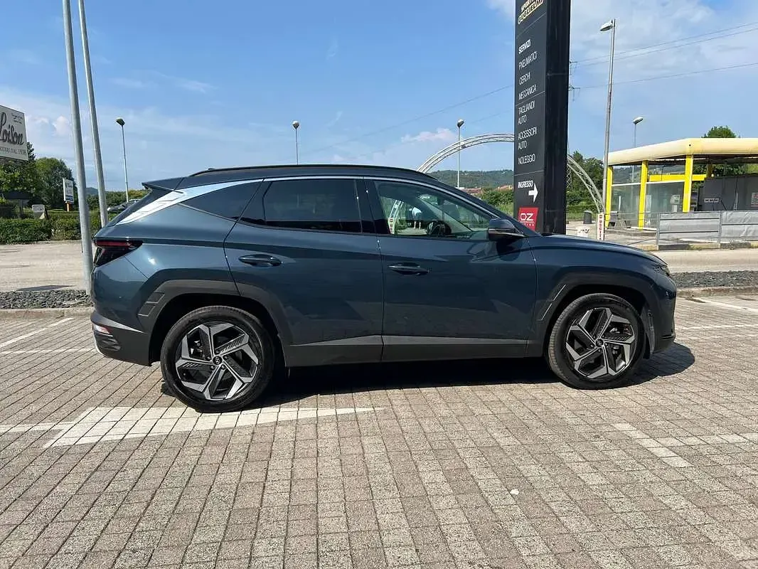 Usata Hyundai Tucson 179 CV (131 kW) 2023 Blu/azzurro SUV