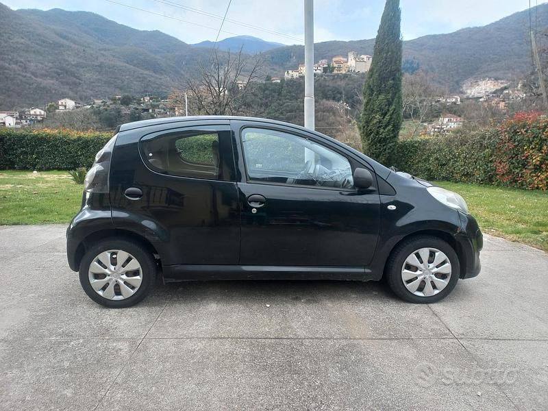 Usata Citroën C1 Style 68 CV (50 kW) 2010 Nero Utilitaria
