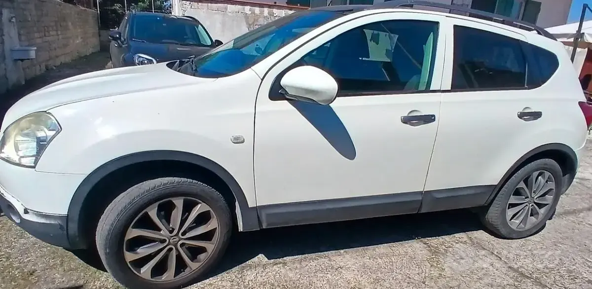 Usata Nissan Qashqai 115 CV (84 kW) 2010 Bianco SUV