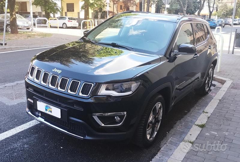 Usata Jeep Compass Limited 120 CV (88 kW) 2020 Nero SUV