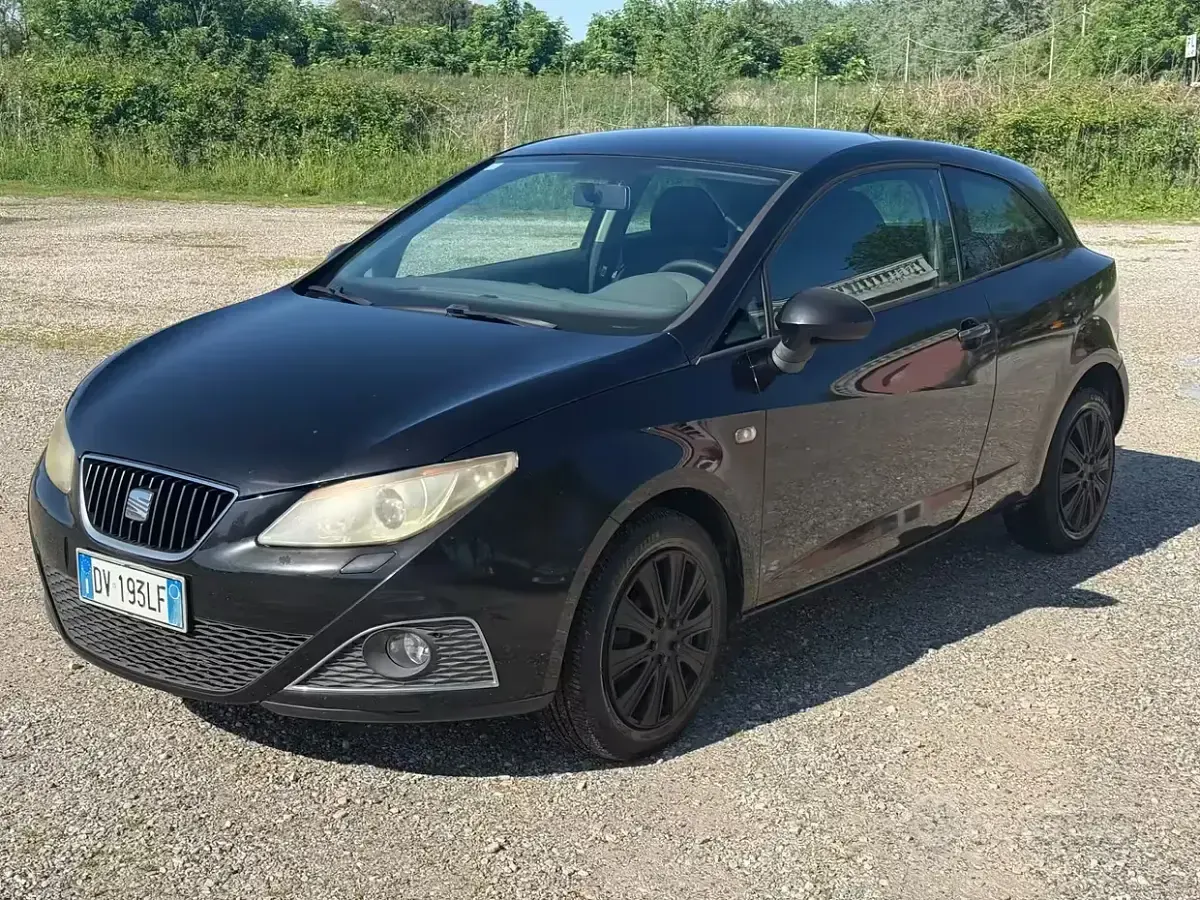 Usata Seat Ibiza 80 CV (58 kW) 2009 Nero Coupé